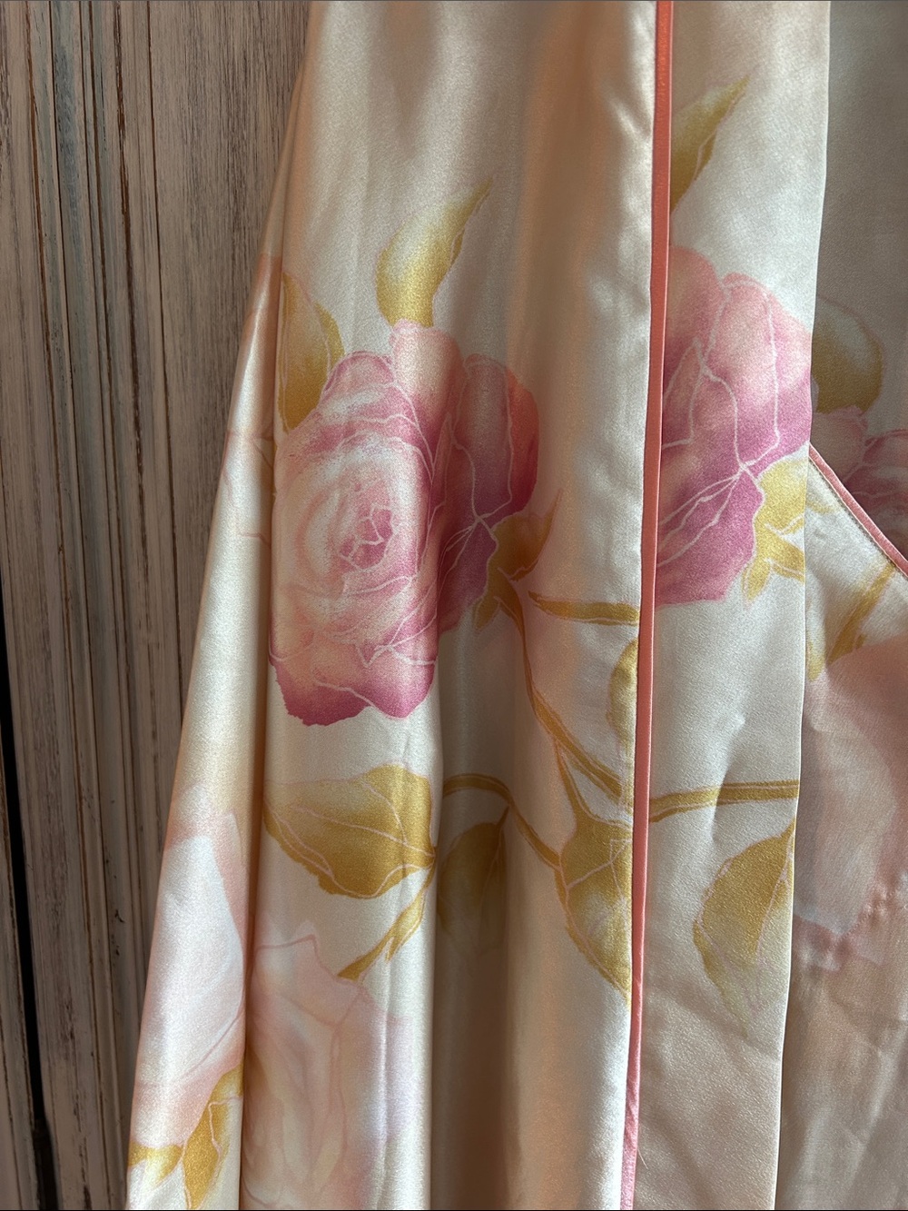 Oscar de la renta   Vintage Cream Floral Satin Slip Dress with Matching Robe - Picture 2 of 3